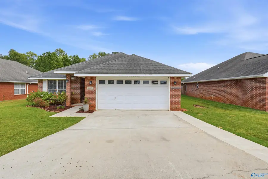 284 Shadow Court Sw, Huntsville, AL 35824 - #2