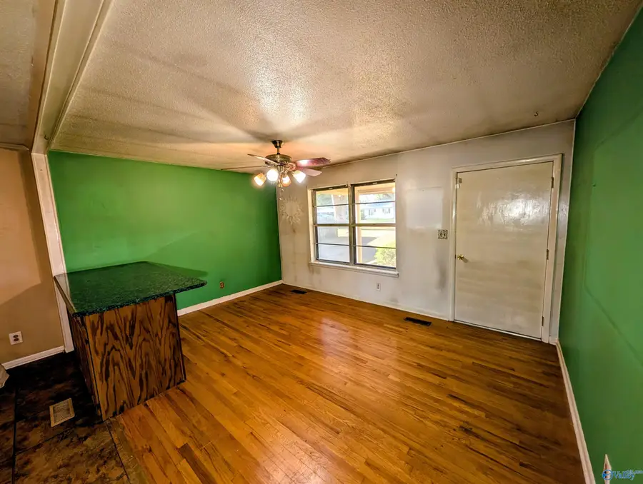 405 Clearview Street Sw, Decatur, AL 35601 - #3