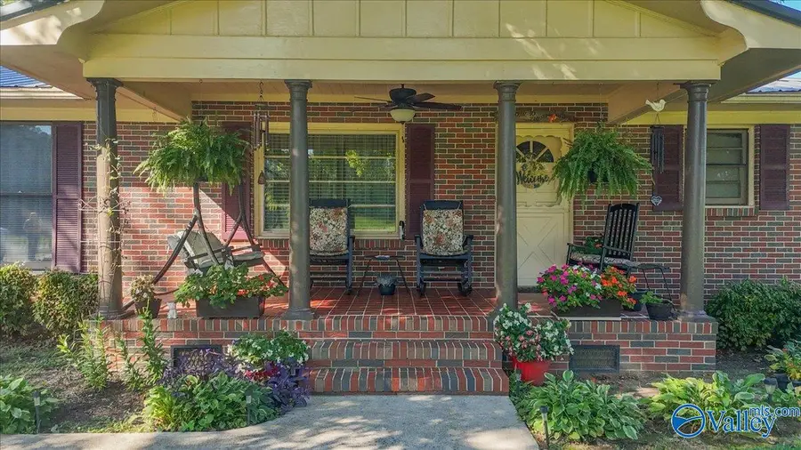 430 Watts Road, Boaz, AL 35957 - #3