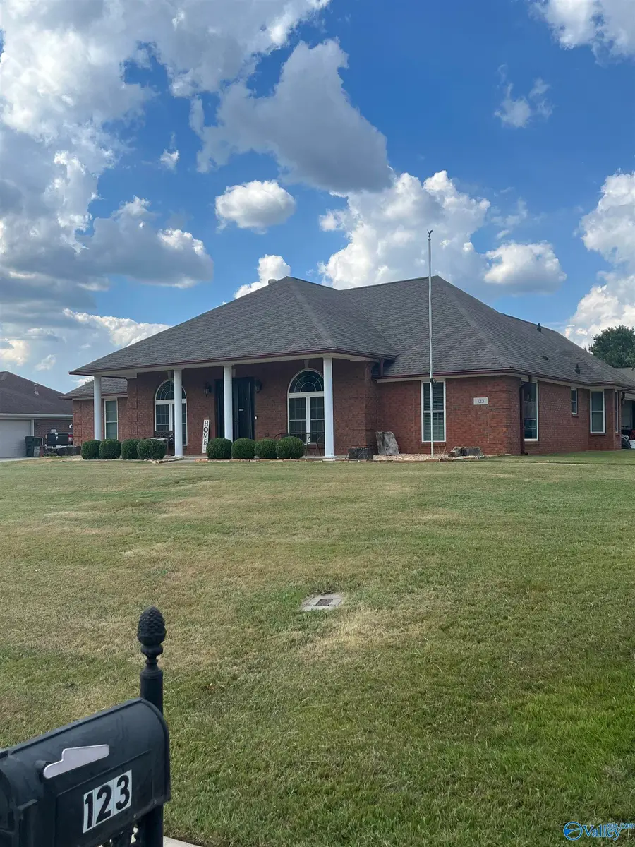 123 SW Foxridge Drive, Harvest, AL 35749 - #3