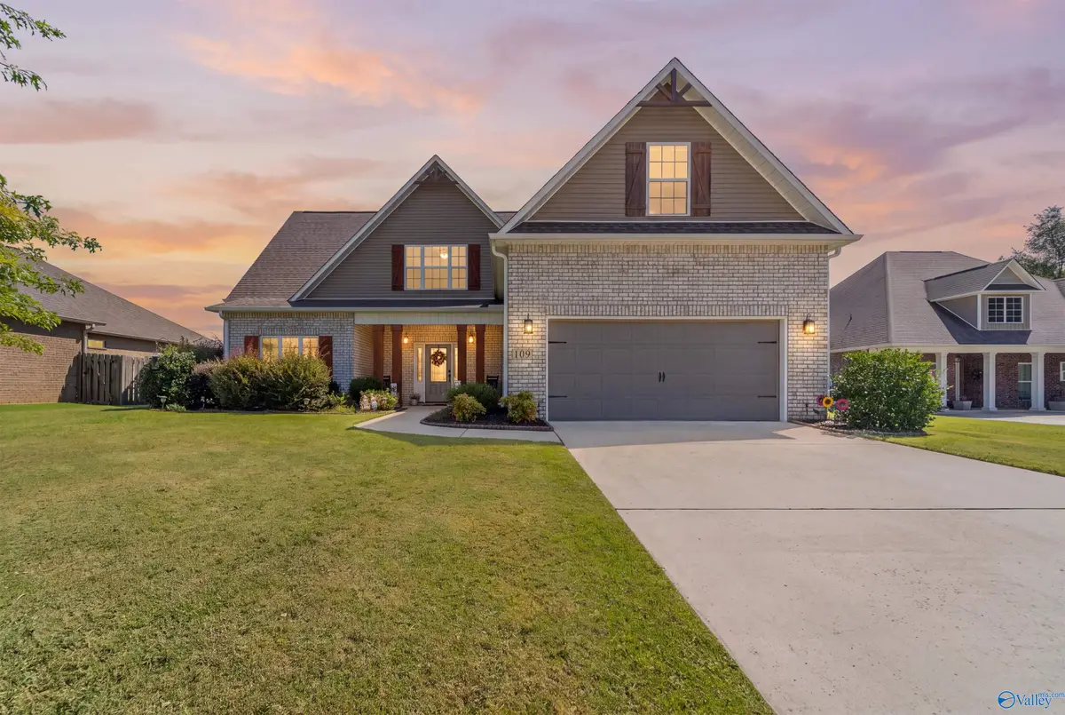 109 Somer Oaks Drive, Huntsville, AL 35811 - #1