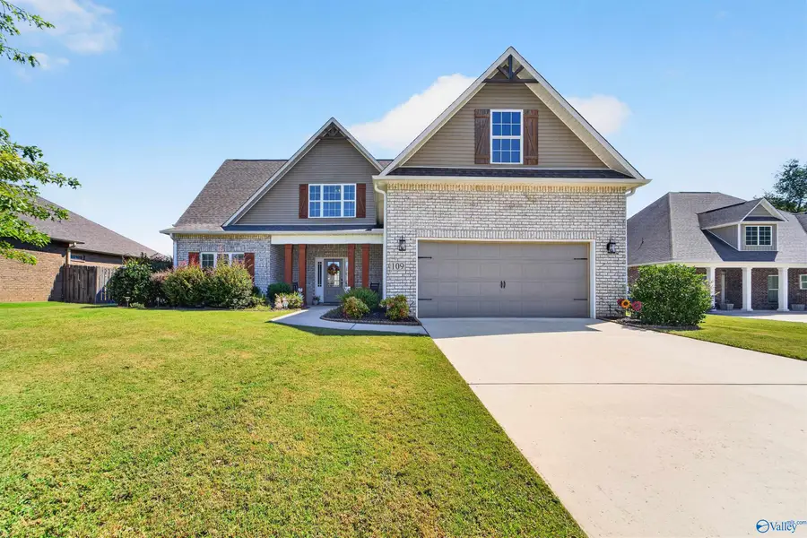 109 Somer Oaks Drive, Huntsville, AL 35811 - #2
