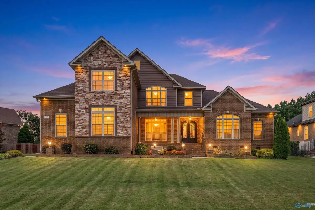 123 Forest Ridge Drive, Huntsville, AL 35806 - #1