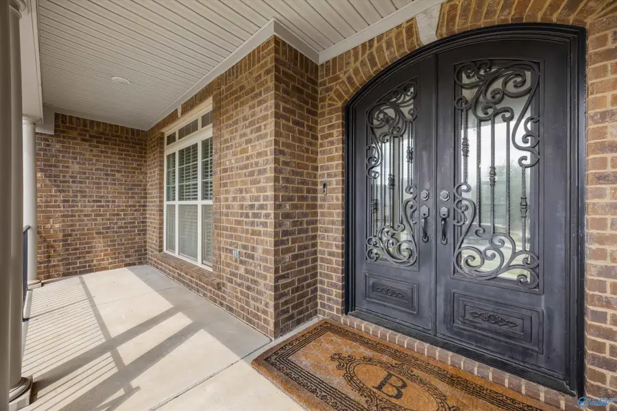 123 Forest Ridge Drive, Huntsville, AL 35806 - #3