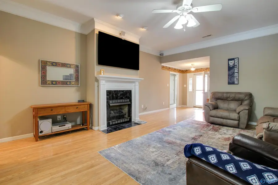 1802 Scobee Avenue Sw, Decatur, AL 35603 - #2