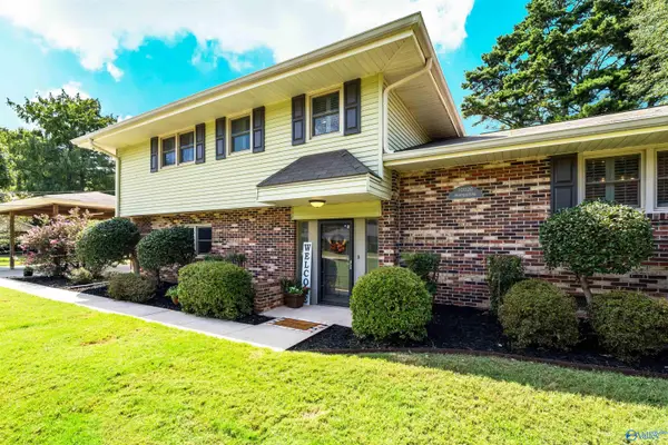 10020 Hampshire Drive Se, Huntsville, AL 35803