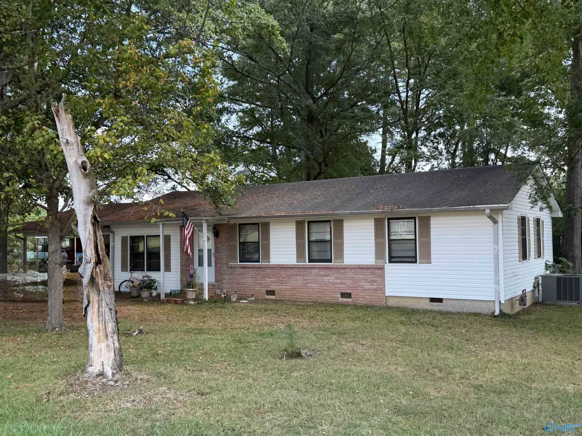 1606 Hayes Street, Hartselle, AL 35640 - #1