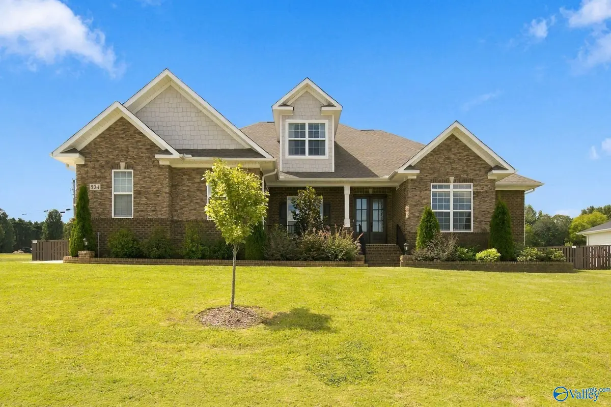 324 NE Merrydale Drive Ne, Huntsville, AL 35811 - #1