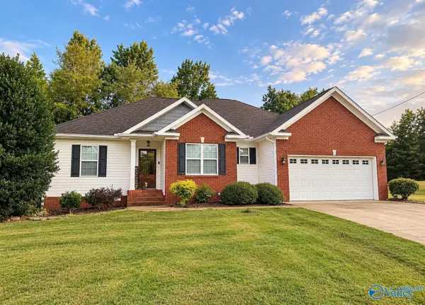 109 Victoria Lane, Rainbow City, AL 35906