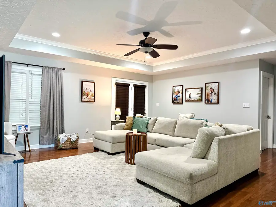 109 Victoria Lane, Rainbow City, AL 35906 - #3