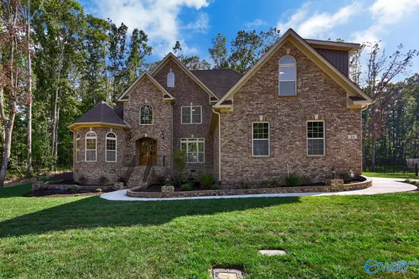 102 Twisted Cedar Circle, Madison, AL 35756