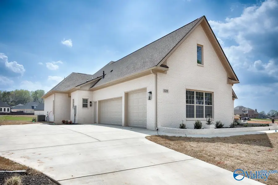 118 Bellawoods Drive, Madison, AL 35756 - #2