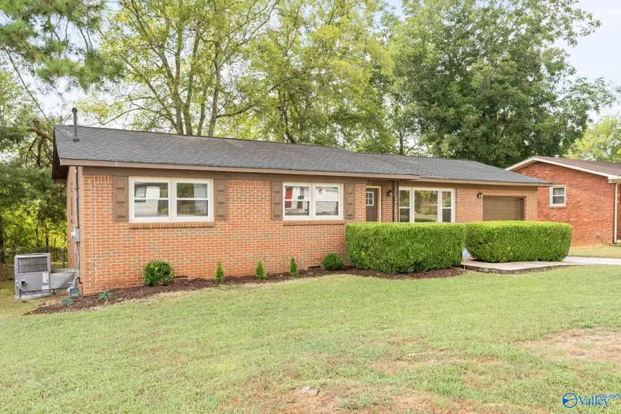 4800 Lumary Drive, Huntsville, AL 35810 - #2