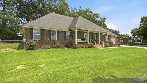 1198 Bullard Street, Hartselle, AL 35640