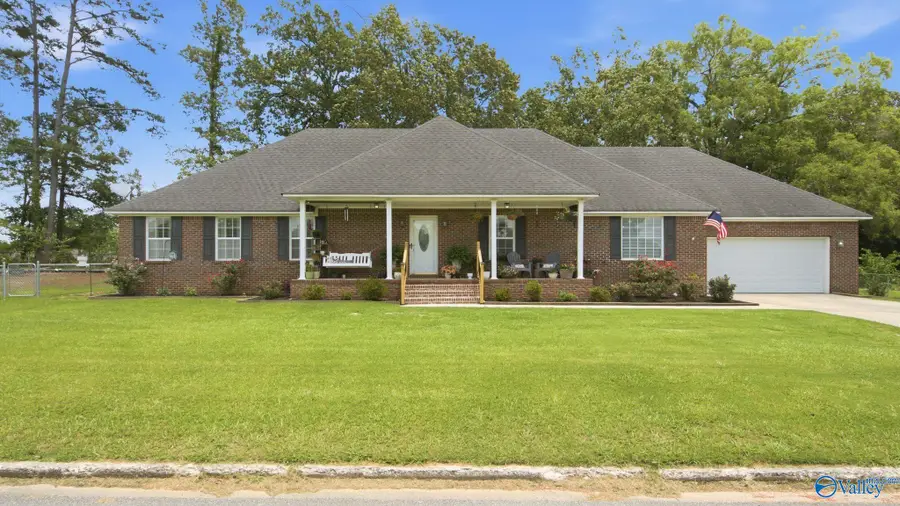 1198 Bullard Street, Hartselle, AL 35640 - #2