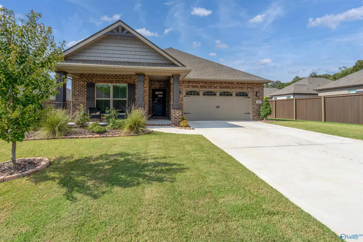 9547 Hampton Oak Drive, Owens Cross Roads, AL 35763 - #1