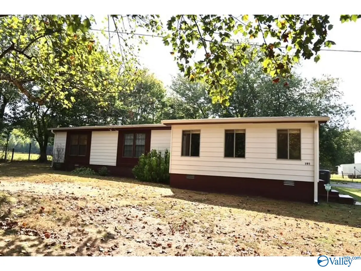 191 Morris Circle, Scottsboro, AL 35768 - #1