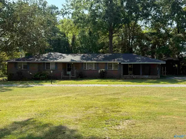 3304 Wilson Avenue, Rainbow City, AL 35906