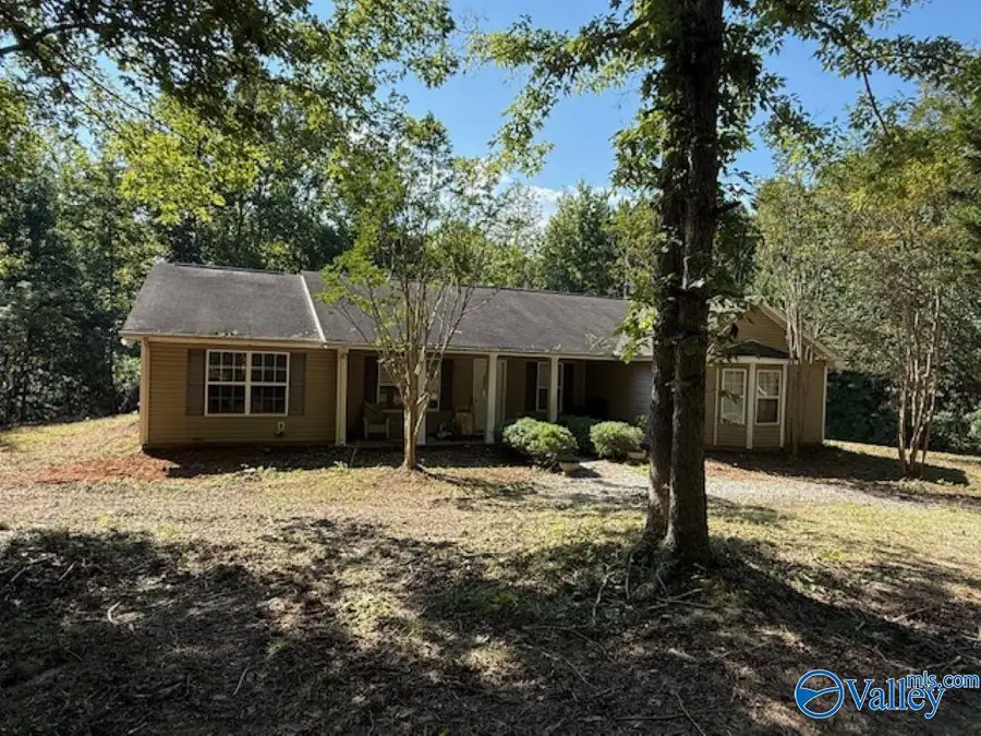 522 Wallace Drive, Hartselle, AL 35640 - #2