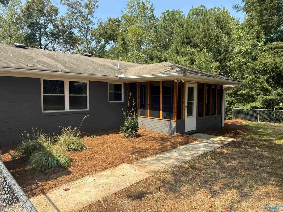 403 Lakewood Drive, Rainbow City, AL 35906 - #2