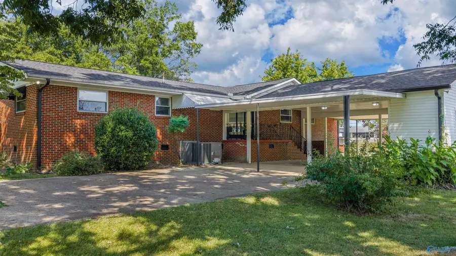 61 Rains Avenue, Rainsville, AL 35986 - #3