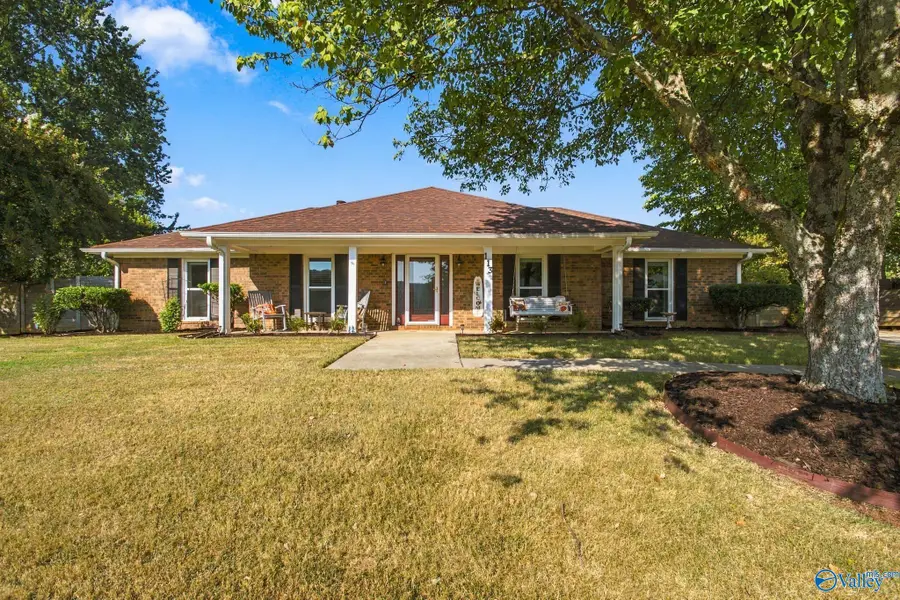 113 Yorkshire Drive, Madison, AL 35758 - #2