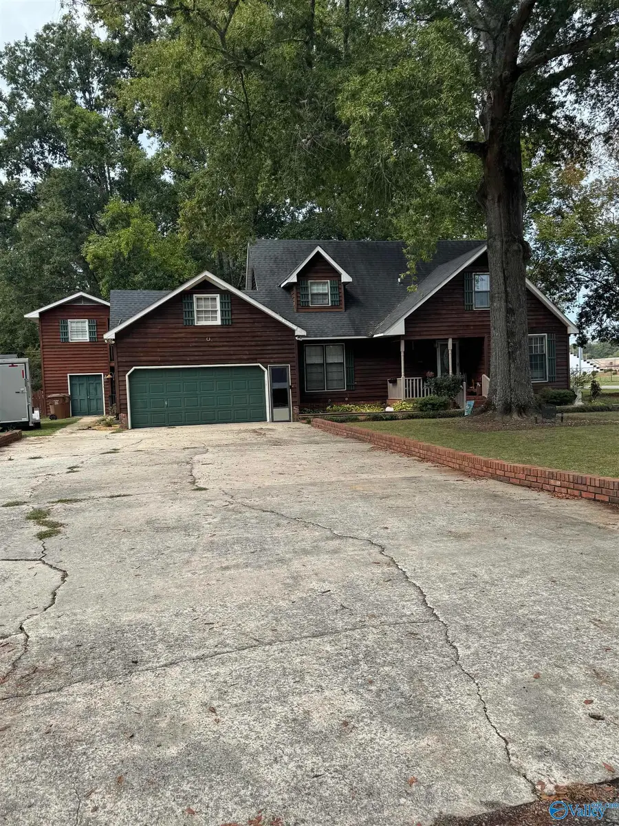 100 Glenn Drive, Moulton, AL 35650 - #2