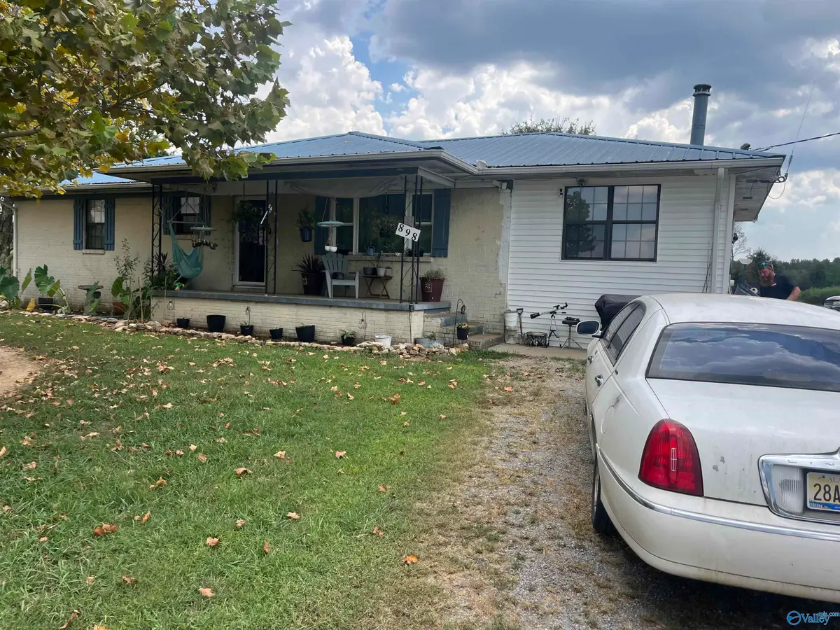 898 County Road 29, Crossville, AL 35962 - #1