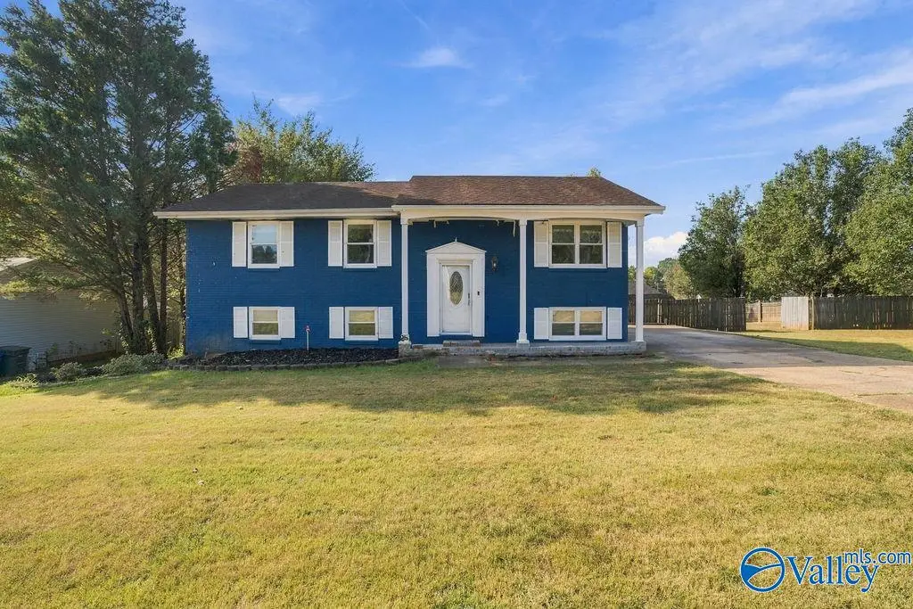 505 Davis Avenue, Florence, AL 35633 - #1