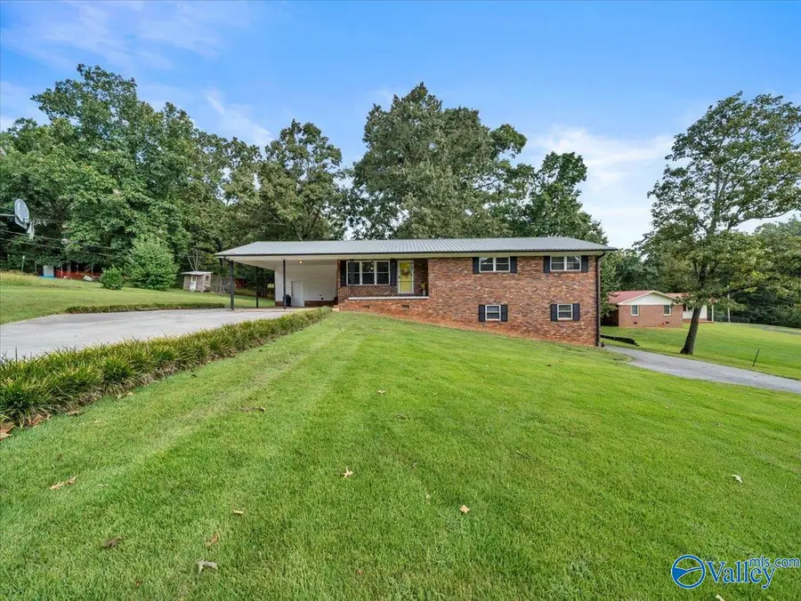 1606 Winn Road, Scottsboro, AL 35769 - #2