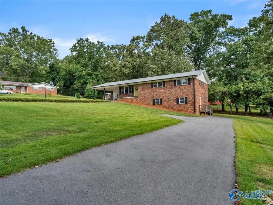 1606 Winn Road, Scottsboro, AL 35769 - #3