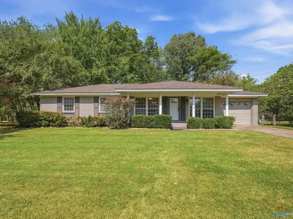 211 Cumberland Drive Se, Huntsville, AL 35803