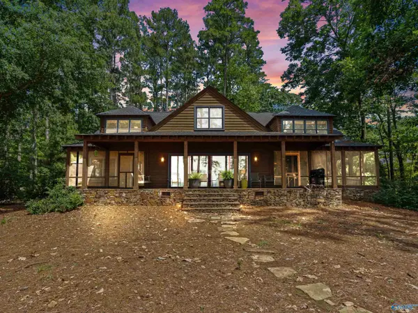 718 Pine Island Circle, Scottsboro, AL 35769