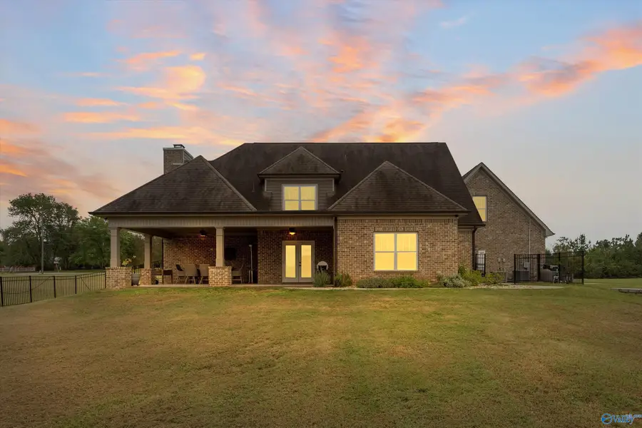 329 Sharps Cove Road, Gurley, AL 35748 - #2