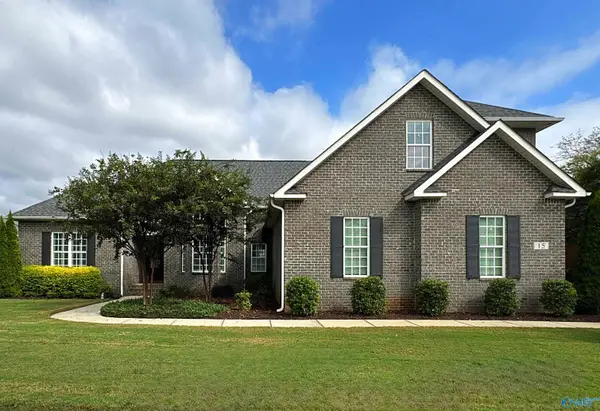 15 American Avenue Sw, Huntsville, AL 35824