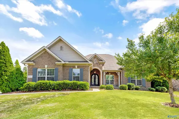 3005 Laurel Cove Way, Gurley, AL 35748