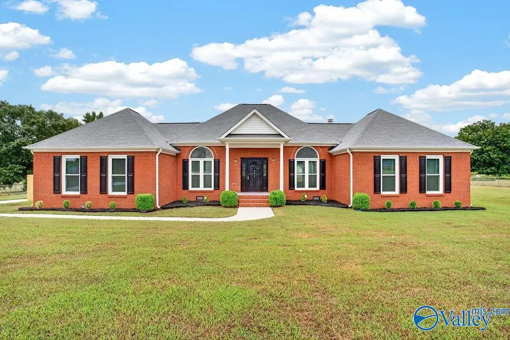 208 Round Top Drive, Harvest, AL 35749 - #1