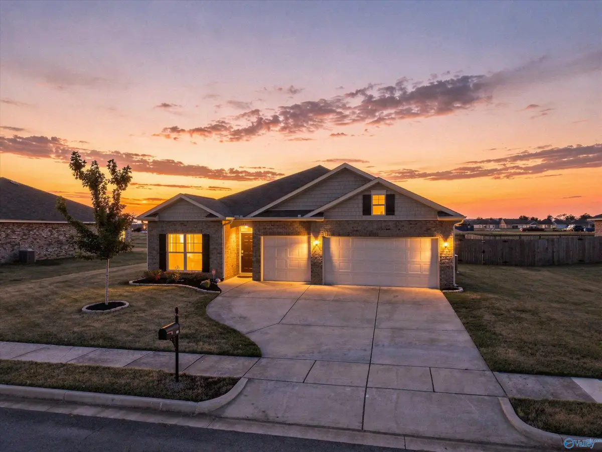 108 Creek Ridge Drive, Meridianville, AL 35759 - #1