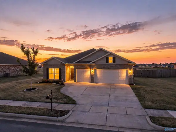 108 Creek Ridge Drive, Meridianville, AL 35759