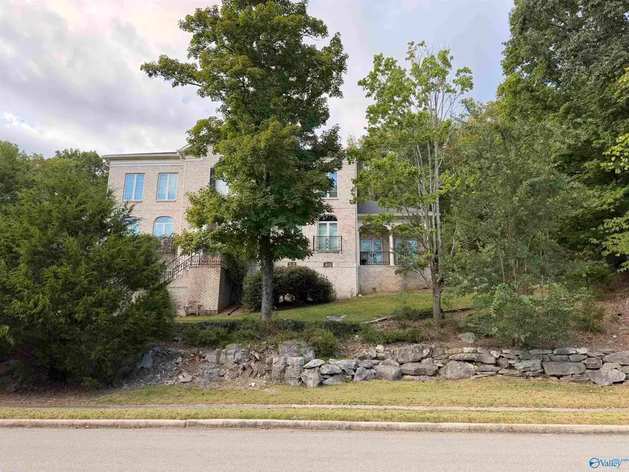 2721 Muir Woods Drive, Hampton Cove, AL 35763 - #3