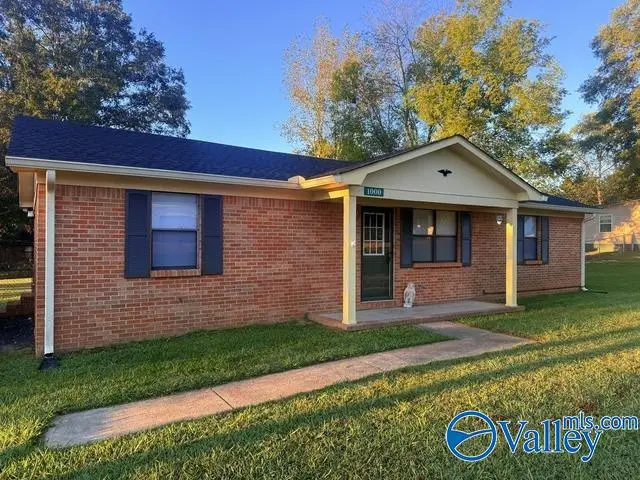 1000 Rhodes Street, Hartselle, AL 35640 - #2