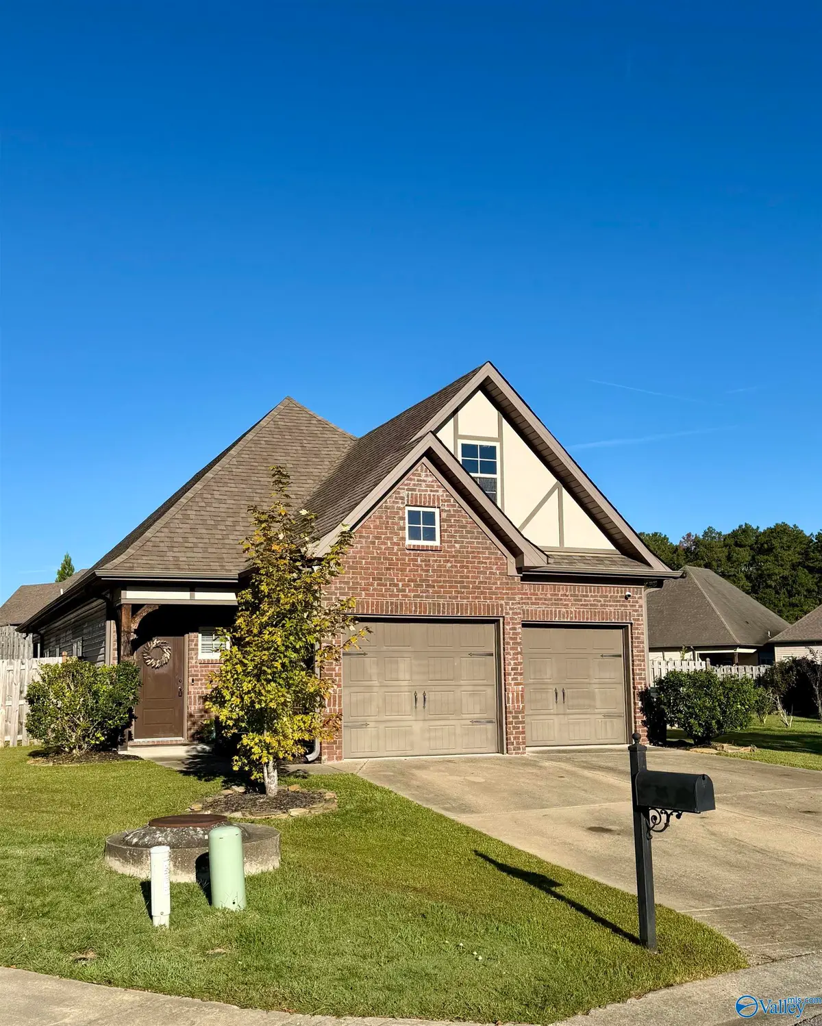 144 Love Lane, Sterrett, AL 35147 - #1