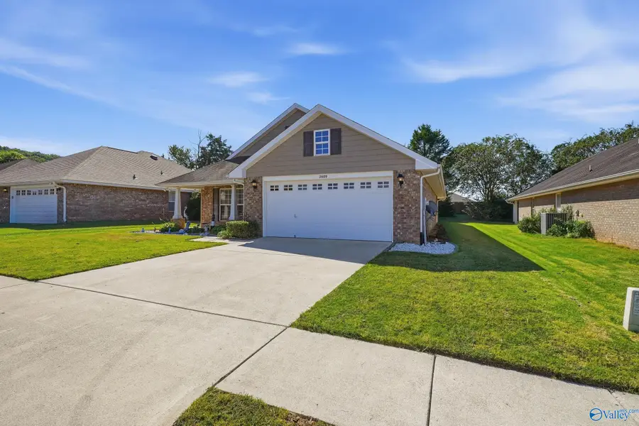 2609 Slate Drive, Huntsville, AL 35803 - #3