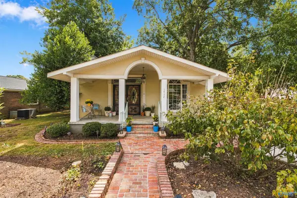 1412 Oakwood Avenue Ne, Huntsville, AL 35811