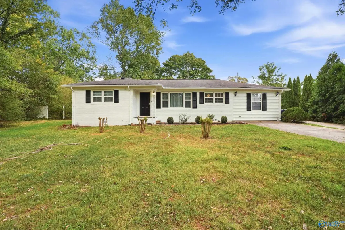 6506 Sheri Drive, Huntsville, AL 35806 - #1
