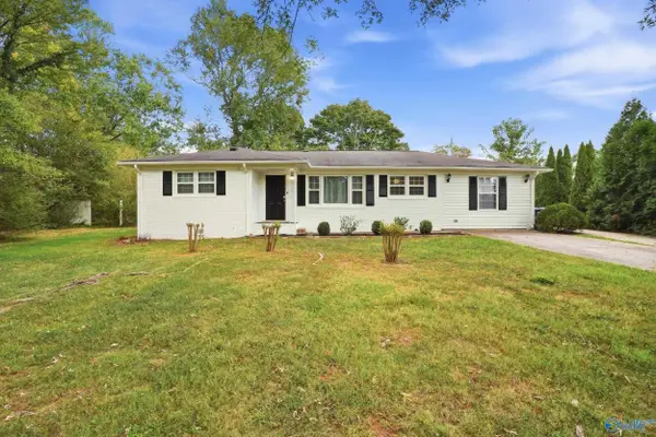 6506 Sheri Drive, Huntsville, AL 35806