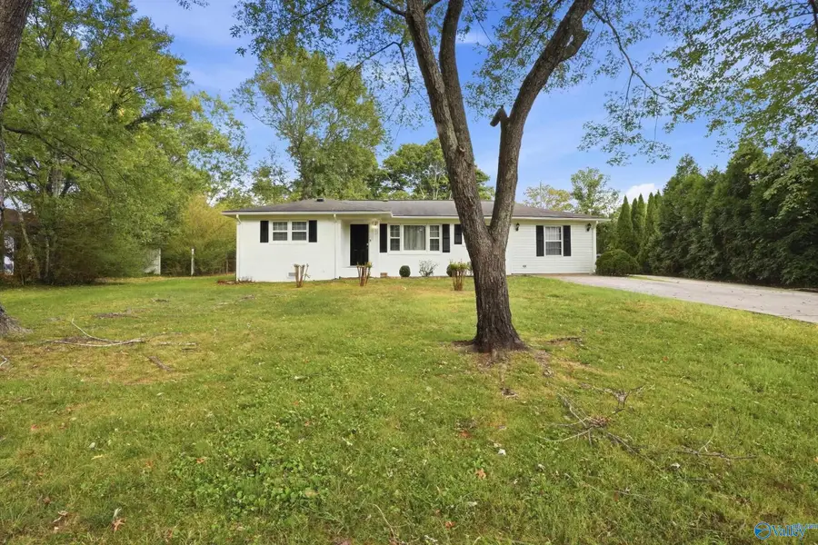 6506 Sheri Drive, Huntsville, AL 35806 - #3