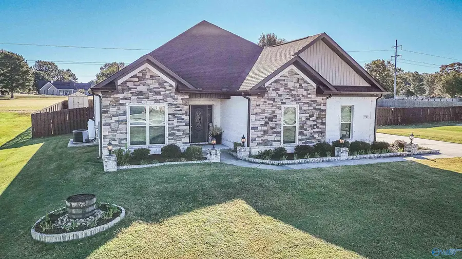 22302 Southern Breeze, Athens, AL 35613 - #2