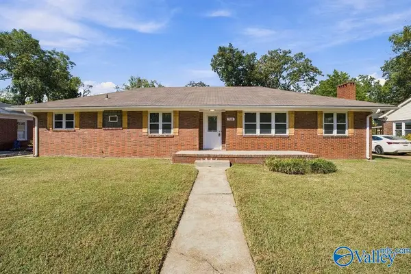 921 8th Avenue Se, Decatur, AL 35601