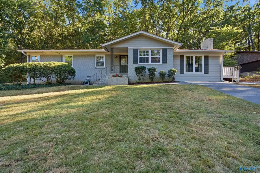 9605 Nottingham Lane, Huntsville, AL 35803 - #2